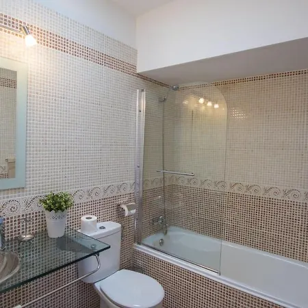Club Valena 48 Sea Views, Wifi, Close To & Amenities At Matagorda Puerto del Carmen (Lanzarote)