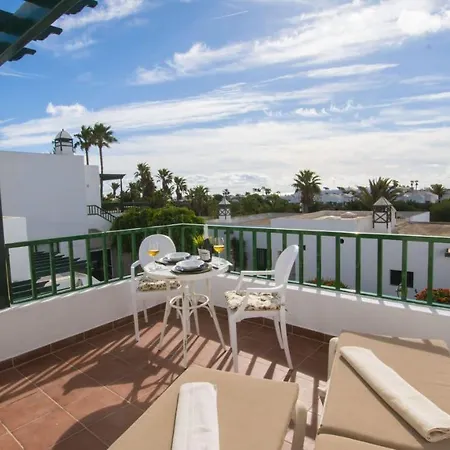 Club Valena 48 Sea Views, Wifi, Close To & Amenities At Matagorda Apartment
